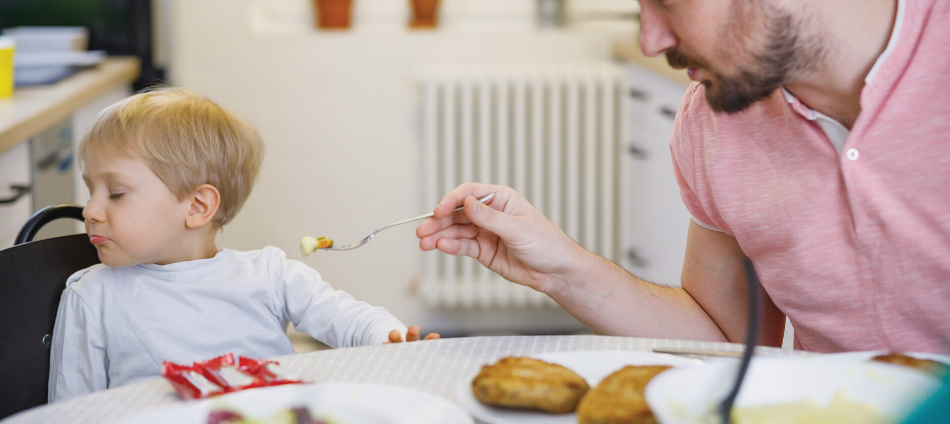 Mealtimes with young children